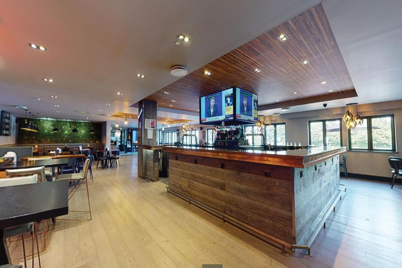 Village Hotel Coventry Exterior photo